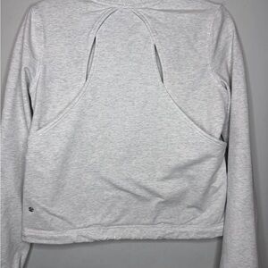 Lululemon & Go Endeavor White Fleece Long Sleeve Pullover Sz 6